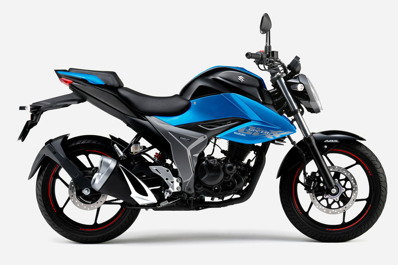 グラススパークルブラック/トリトンブルーメタリック