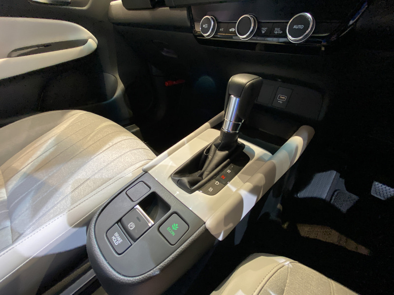 新型フィットのHOME（ホーム）