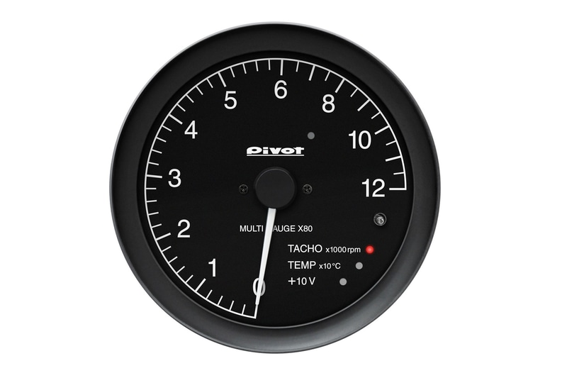 エンジン回転、水温、電圧を表示できるX8T