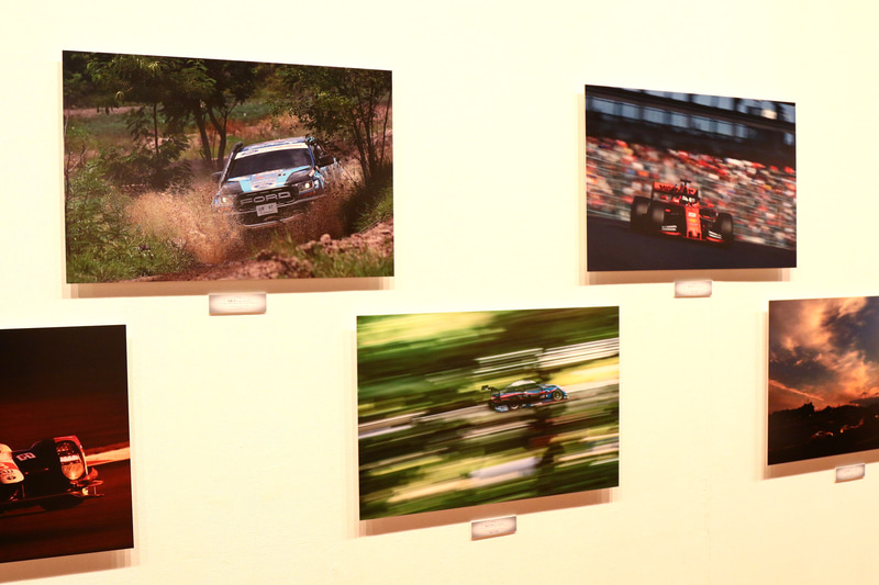 フェラーリの写真が気になったら