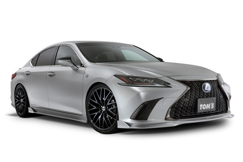 トムスの「レクサス ES300h F SPORT」用スタイリングパーツが1月中旬に発売