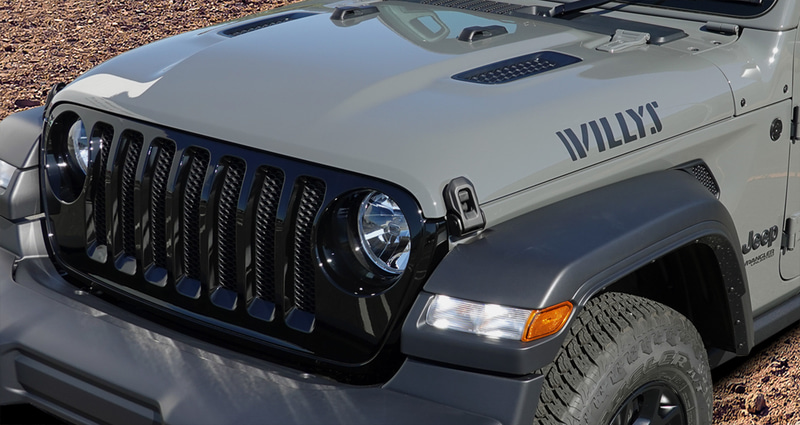 ブラック仕上げとなる専用グリル