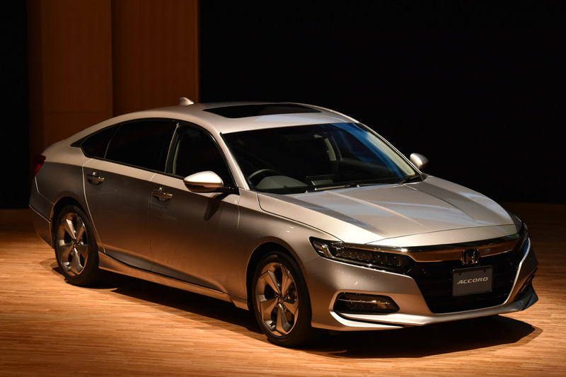 新型「アコード」