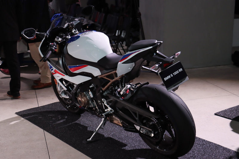 2019年3月に発表され、日本バイクオブザイヤーの輸入車部門・最優秀金賞を受賞した「S 1000 RR」