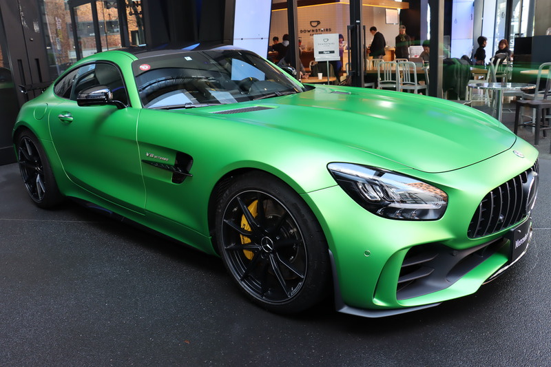 ボディサイズは4550×2005×1285mm（全長×全幅×全高）、ホイールベースは2630mm