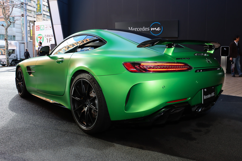 ボディサイズは4550×2005×1285mm（全長×全幅×全高）、ホイールベースは2630mm