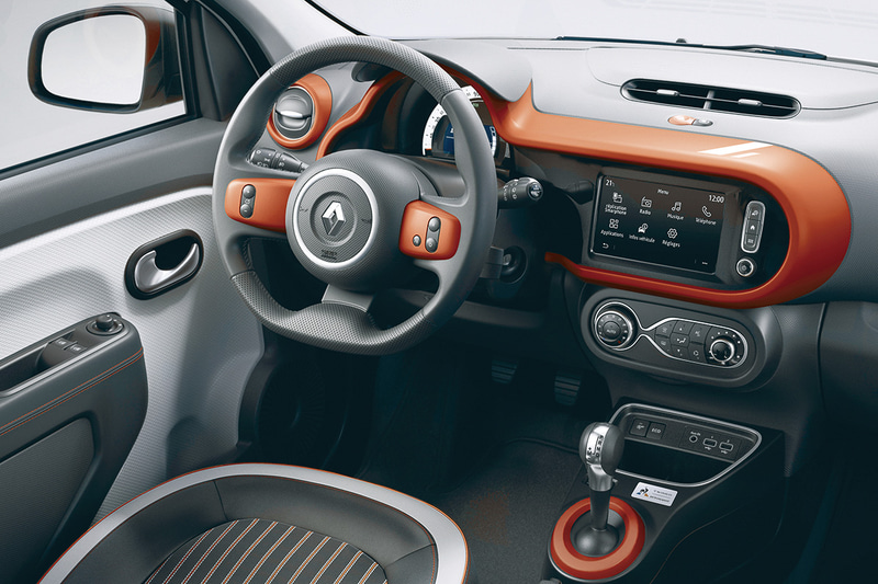 トゥインゴ ルコックスポルティフのインテリア