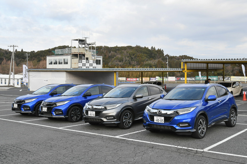 同じコースを続けて走るのでクルマごとの違いを見つけやすい