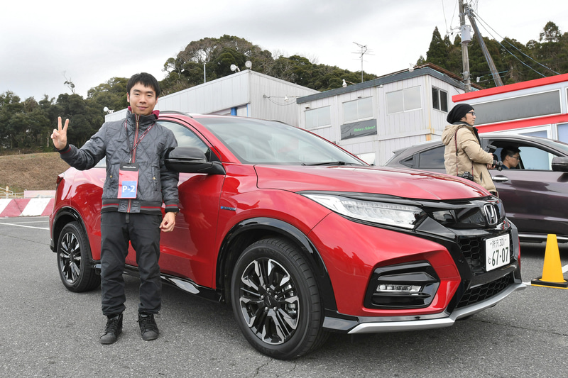 Modulo Xの乗り心地はさらによく、大きなギャップ越えではクルマの揺れの収まりもよかったという