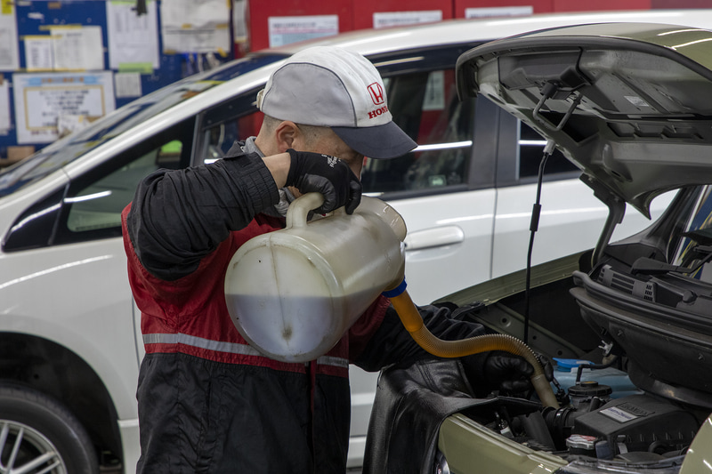 エンジンオイルはホンダ純正オイルの「ULTRA LTD」（5W-30）を入れている。新車時に入っている0W-20よりトルク感が出るという印象だ