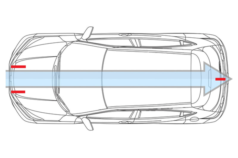 ナンバープレートの真下にある小さな2本のフィンの間に入った空気が、そのまま真っ直ぐに車体の真ん中を抜けてリアへいくように、何度も微調整を行ない完成させたという。イラストの赤い部分がフィン