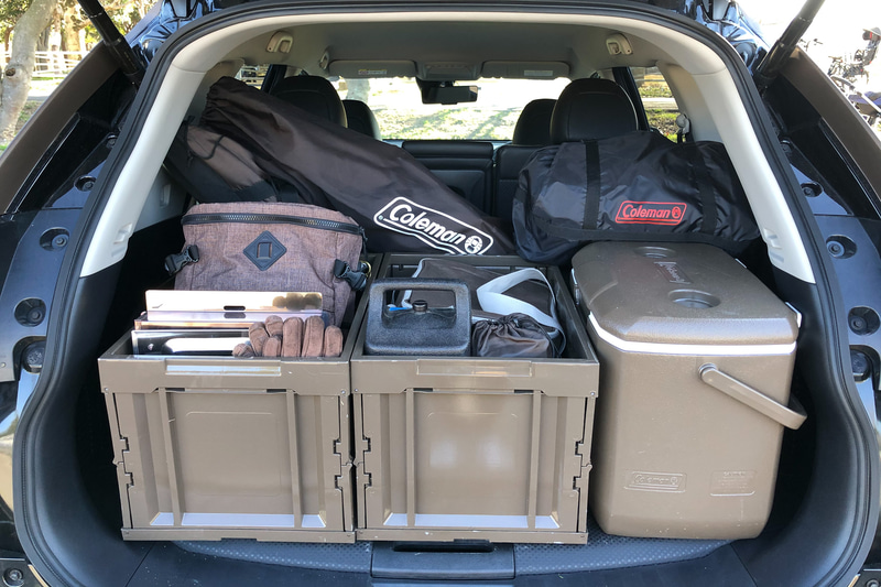 コールマンのアイテムをREMOTE WORK MODEL仕様にカラー変更。ラゲッジに満載する