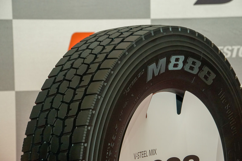 トラック・バス用2020年新商品のオールシーズンタイヤ「M888」