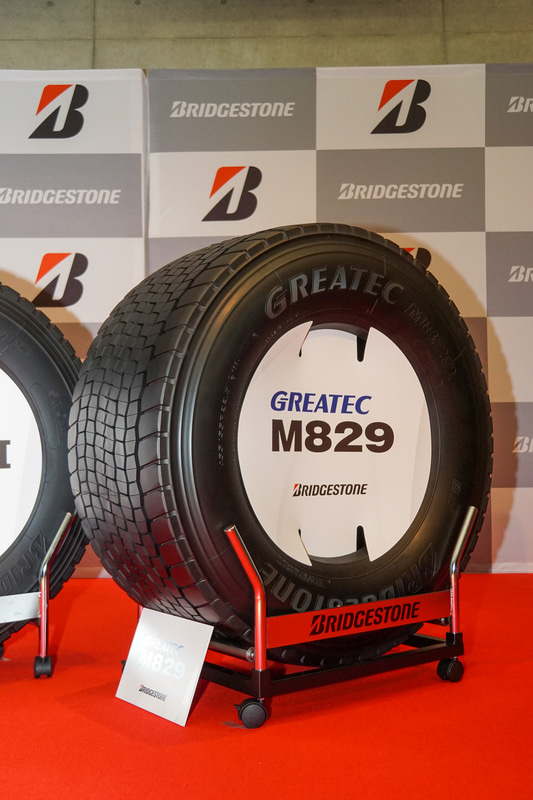 トラック・バス用2020年新商品の超偏平シングルタイヤ「GREATEC M829」