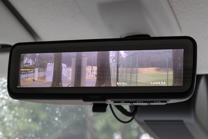 デジタルルームミラーは全車オプション