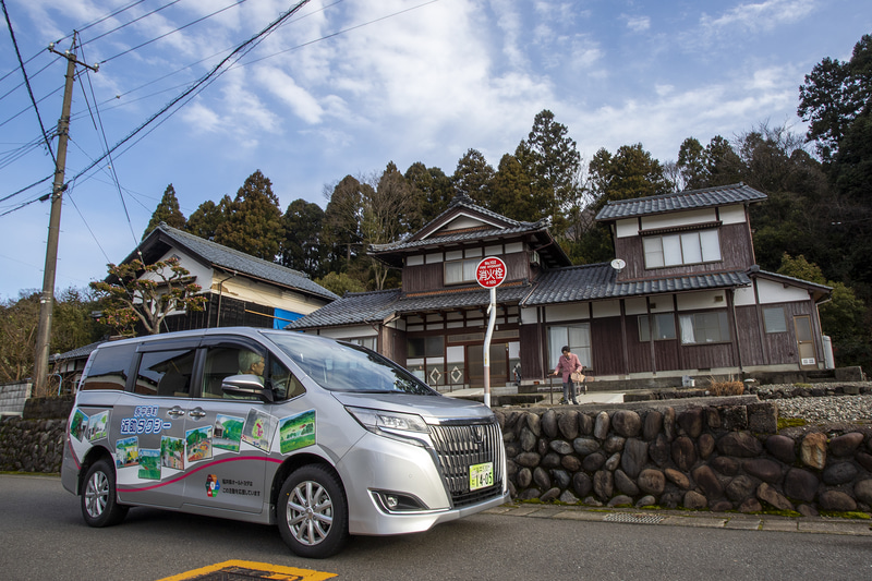 福井県吉田郡永平寺町が取り組む「近助タクシー」を取材した
