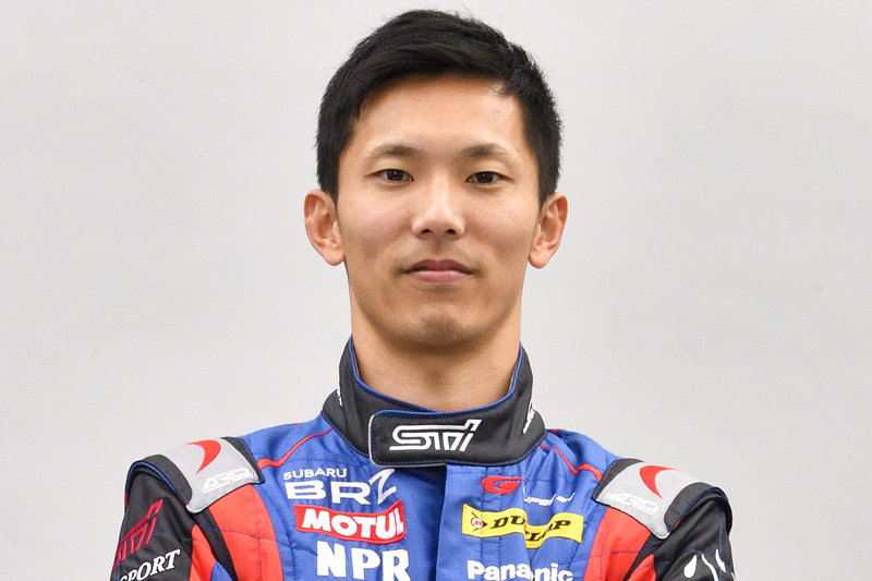 新井敏弘選手（左）、井口卓人選手（中央）、山内英輝選手（右）の3選手が参加