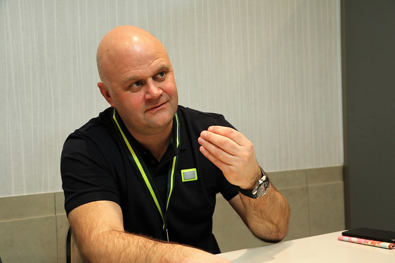 チーフエンジニアのマット・ベッカー氏