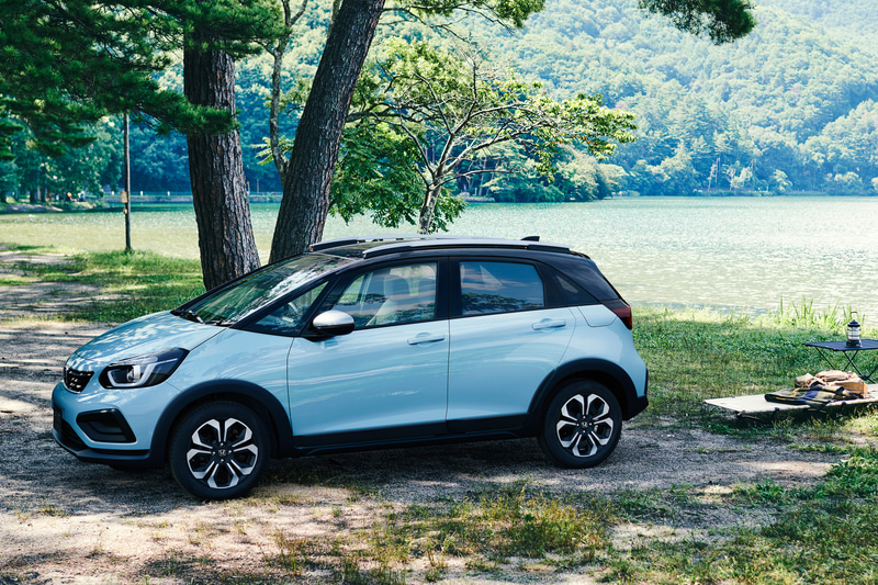 フィット CROSSTAR