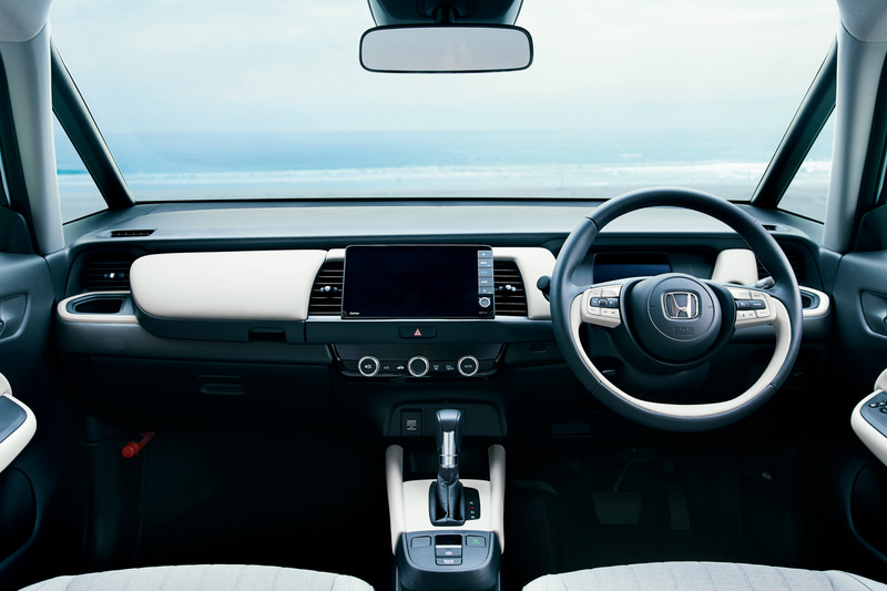 新型フィットのインテリア