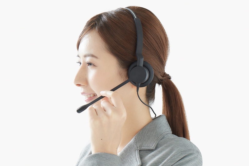 新世代コネクテッド技術「Honda CONNECT（ホンダ コネクト）」では、エアバッグの展開を受けてオペレーターに自動通報されたり、ボタン操作での通報サービスなどに対応。車外からスマホを使ってエアコンやドアロックなども操作できる