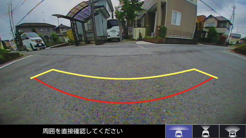 フロントカメラシステム：2万5300円（左：ノーマルビュー、中央：ワイドビュー、右：シースルービュー