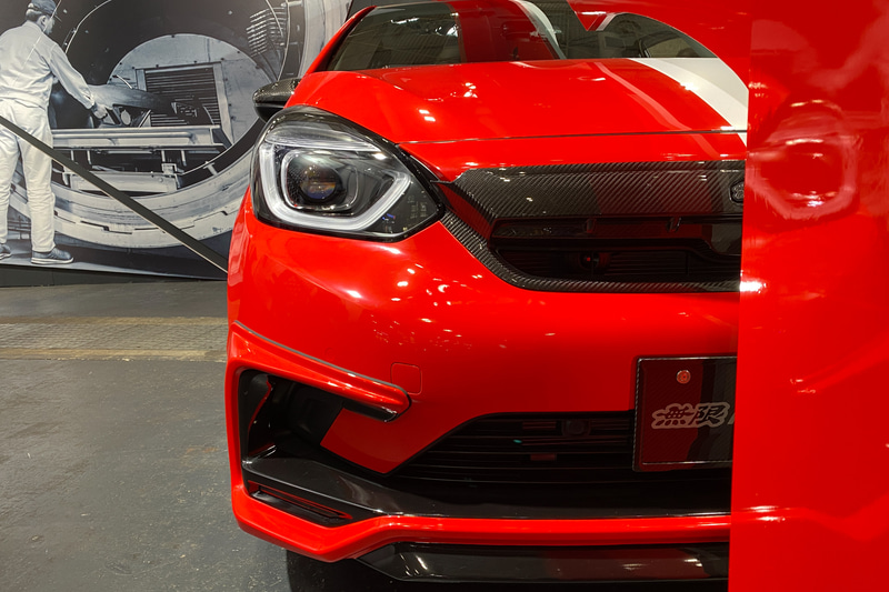 「MUGEN FIT Prototype（用品装着車）」の「Dash」