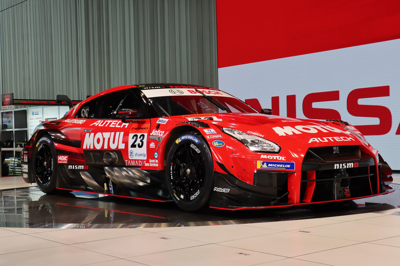 「日産モータースポーツファンイベント」で初公開された2020年仕様のGT500マシン「MOTUL AUTECH GT-R」