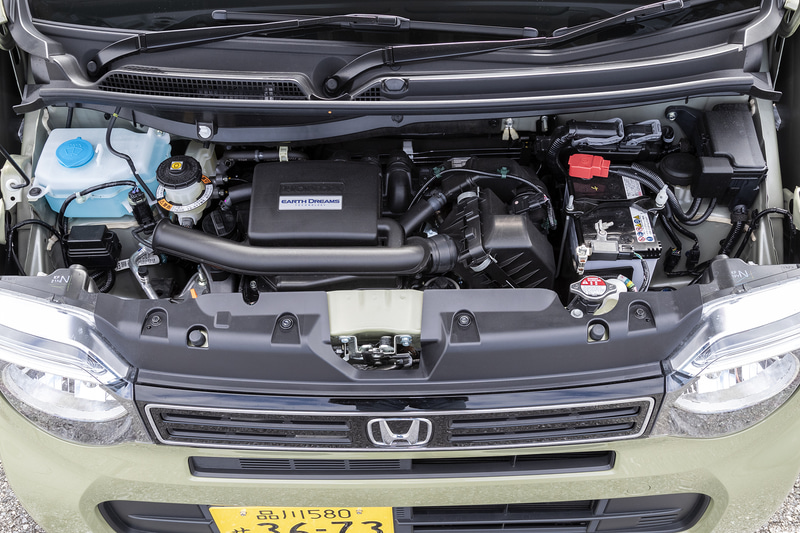 最高出力43kW（58PS）/7300rpm、最大トルク65Nm（6.6kgfm）/4800rpmを発生する直列3気筒DOHC「S07B」型エンジンを搭載。トランスミッションにはCVTを組み合わせる。N-WGN L・Honda SENSINGのWLTCモード燃費は23.2km/L