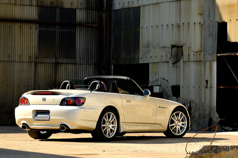 ホンダアクセス、発売20周年記念の「S2000」純正アクセサリー。限定500
