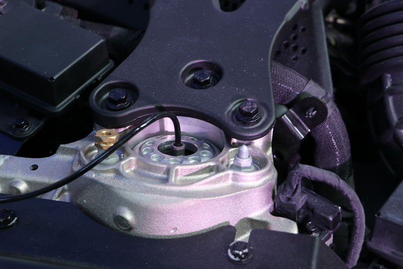 アダプティブ・ダンピング・システムを搭載するサスペンション