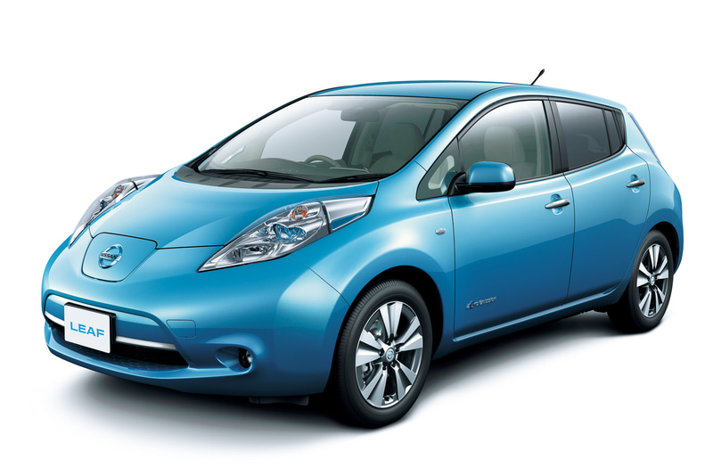 初代「リーフ」は2012年11月に行なわれた最初のモデルチェンジ以降の車両に装着可能