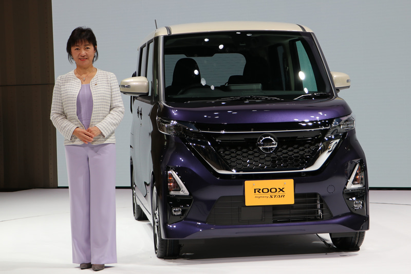 日産自動車本社グローバルギャラリーにて新型ルークス発表会が行なわれた