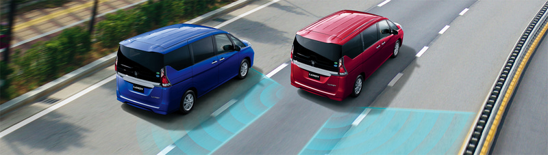  斜め後方からの車両を検知し、警告やステアリング操作をアシストする「BSI（後方側衝突防止支援システム）」＋「BSW（後側方車両検知警報）」