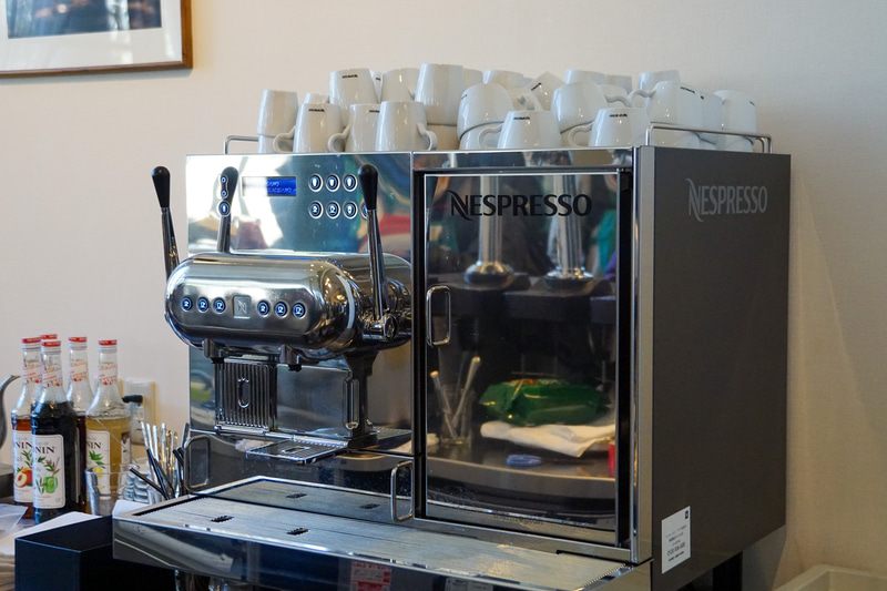 東海工リア初導入のプロ用ネスプレッソマシン