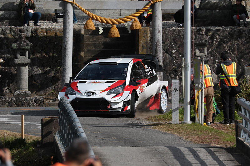 三河湖SSに6時台の到着し、9時過ぎに最初の1台が目の前に現れた