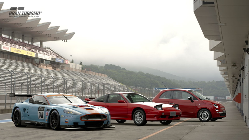 「グランツーリスモSPORT」2月アップデートで追加された「アストンマーティン DBR9 GT1 '10（Gr.3）」（左）、「日産 180SX Type X '96（N200）」（中央）、「フィアット 500 1.2 8V Lounge SS '08（N100）」（右）