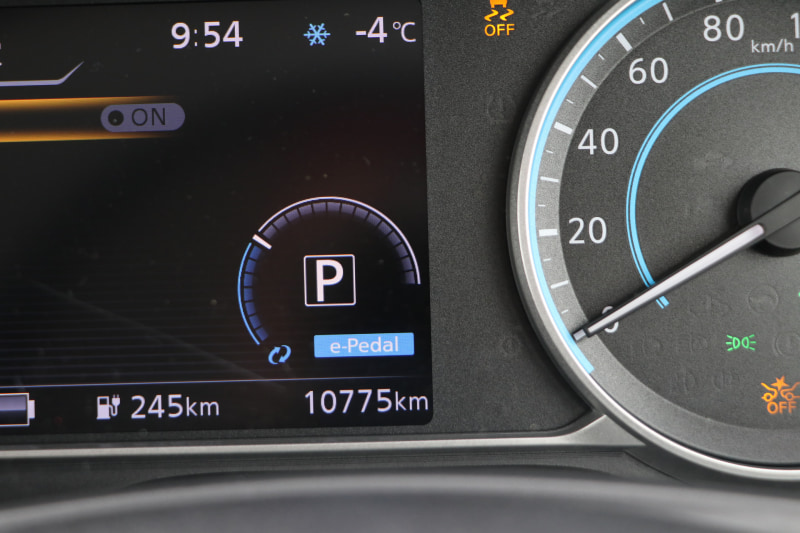 e-Pedalはモーターとブレーキを併用して、4輪でより安定した減速が可能だ