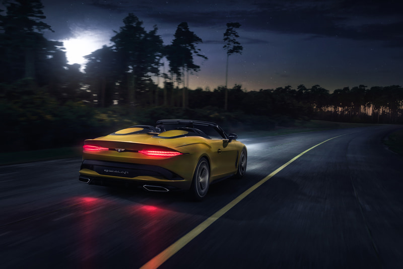 最新のW12型エンジンと8速デュアルクラッチトランスミッション、さらにダイナミックライドシステムやエアサスによって快適で正確な走りを実現