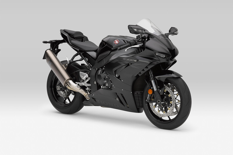 CBR1000RR-R FIREBLADE（マットパールモリオンブラック）