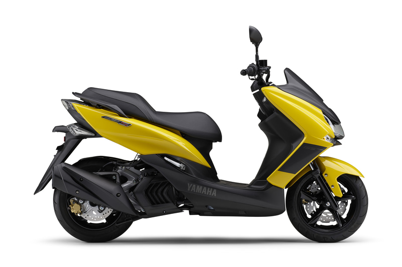 新色の「ビビッドイエローソリッド 2」