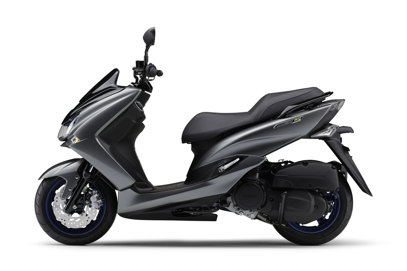 新色の「グレーメタリック M」