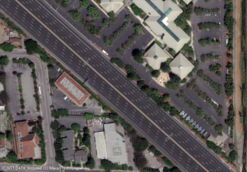 車両などの除去と画像補正