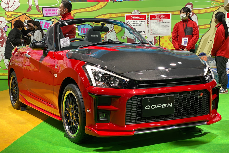 大阪オートメッセに展示されたのは本物のコペン GR SPORTをベースにしたデモカー。開発中のパーツが装着されていた