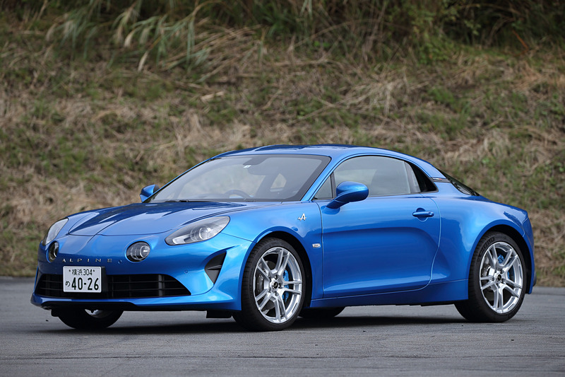 カタログモデルの「A110 ピュア」