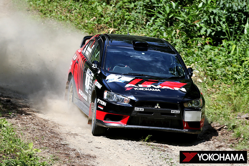 「ADVAN」カラーマシンで2020年も参戦する奴田原文雄/佐藤忠宜組の「ADVAN-PIAA ランサー」