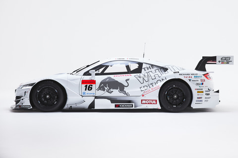 レッドブル、SUPER GTに参戦する「白いレッドブルNSX」を