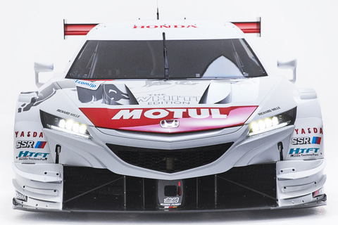 1/10 ホンダNSX-GT レッドブルホワイトエディション レッドブル、SUPER GTに参戦する「白いレッドブルNSX」をお披露目