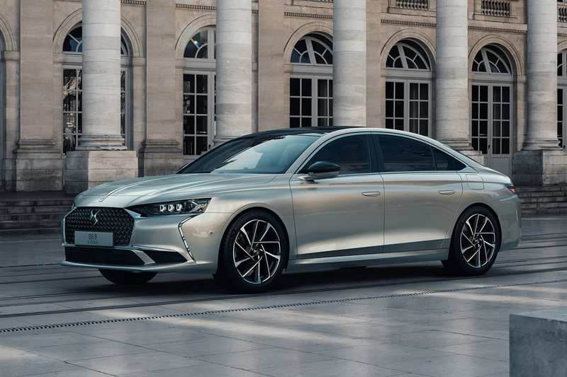 DSの新型ラージサルーン「DS 9」