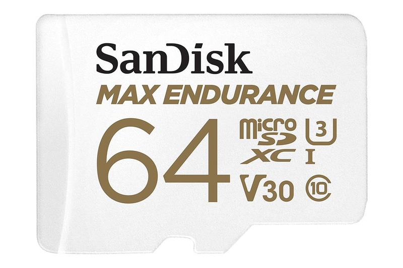 MAX ENDURANCE高耐久microSDカードでは32GB（左）、64GB（中央）、128GB（右）など4製品をラインアップ
